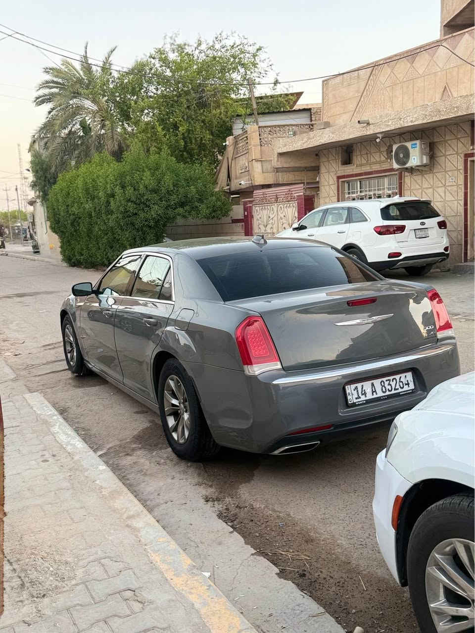 سلام عليكم كرايسلر 2017 معلايه 2020 رقم بصره باسمي محرك 3600 حادث جاملق وبنيد فقط سياره جاهزه للاخير بدون اي نقص  سعر 17" وبيها مجال فقط واتساب ماموجود فيس اخوان 
*********** الزبير, البصرة
