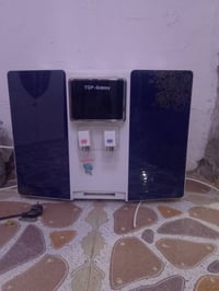 تصفيه مال ماي  حار وبارد نضيف استعمال قليل  ‏‪0782 389 6644‬‏