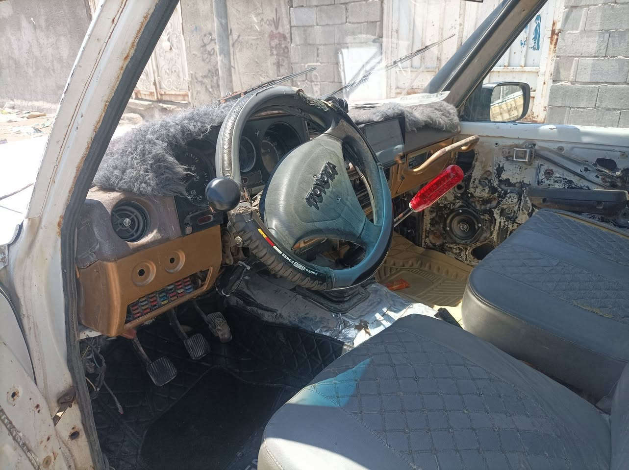 السلام عليكم لاندكروز للبيع موديل 84كير ومكينه بلاد دفع رباعي شغال كهربائيات  جام كهربيّ مكان البصرة سعر[33]بيه مجال


**إذا كنت صاحب هذا الإعلان وتريد حذفه لأي سبب، رجاءا أرسل رسالة إلى الدعم الفني**