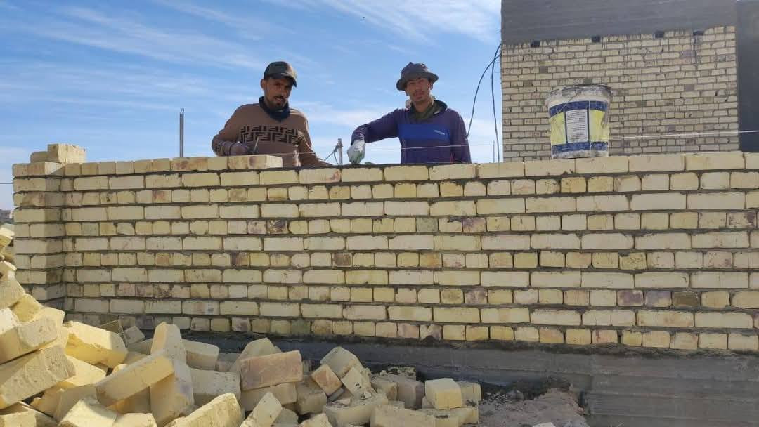 سلام عليكم خلفه بناء طابوك بلوك حجر مكطوعه أو بليوميه
***********🌹
***********🌹
