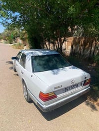 مرسيدس دب • ١٩٨٨ • ديالى