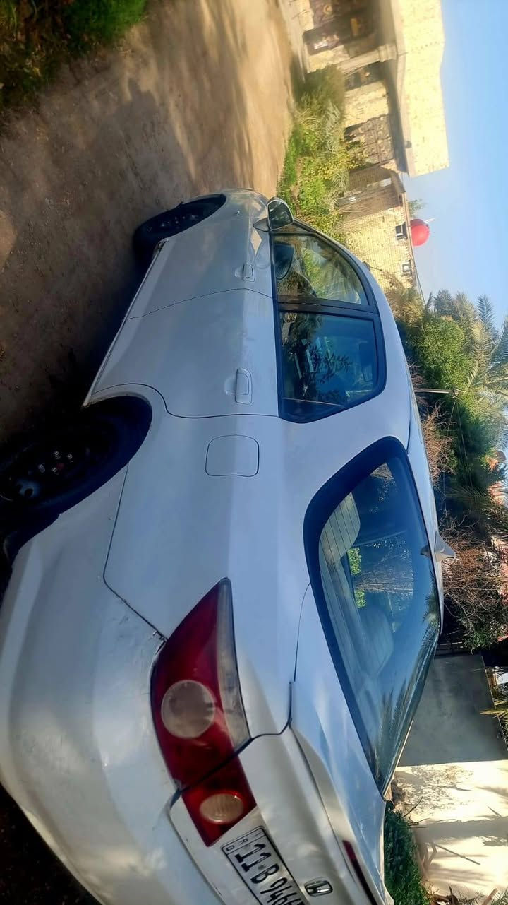 السلام عليكم
هوندا ياباني موديل ٢٠٠٧ 
رقم بغداد انكليزي تحويل مباشر 
تبريد شغال 
سياره كلها شغاله 
سنتر لوك  
داخل بلاد على وضع الشركه
تبريد ثلج 
سياره بدون صبغ فقط دعاميات مو حلوه  
السعر ٥٧ بيها مجال 
مكان السياره بابل 
*********** للتواصل اكثر واتس اب او اتصال
