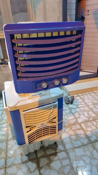مبردة نظيفة جدا سبلت نوع كري طن ونص نظافة فول شراي اتصل 07728887632