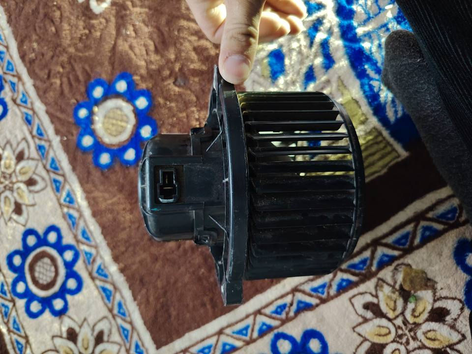 سلام عليكم فان تبريد للبيع شغال عل فحص يرهم كيه سبورتج او هيونداي  شراي خابر  *********** كركوك, العراق
