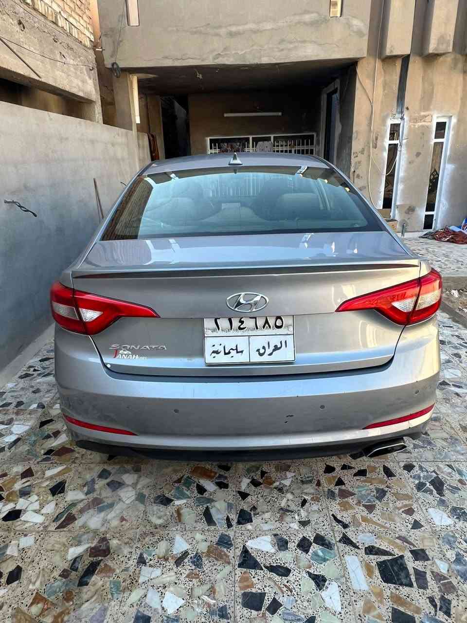 السلام عليكم سوناتا للبيع الموديل 2016 السونار مرفق وياها مكاني بغداد الجديدة السعر 120 

***********
