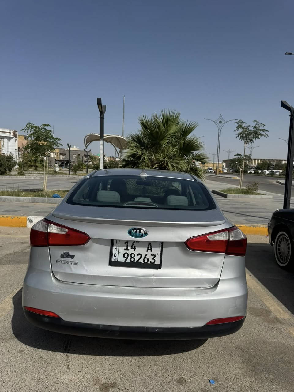 السلام عليكم
فورتي ١٦ امريكي محرك ٢٠٠٠ دوش گير AT المرغوب السيارة گير مكينة حدادية تخم تايرات تحكم استيرن اشاير بالمري ماشية ١٧٠ 

السيارة كلين حادثها فقط بالجنطة البدنة راجعة بارد حتى الجنطة نفسها بدون تبديل

ارفقت صور حادثها بأمريكا وكذلك السونار مالتها 

مكاني الناصرية المركز ***********

السعر ١١٠ قفل
