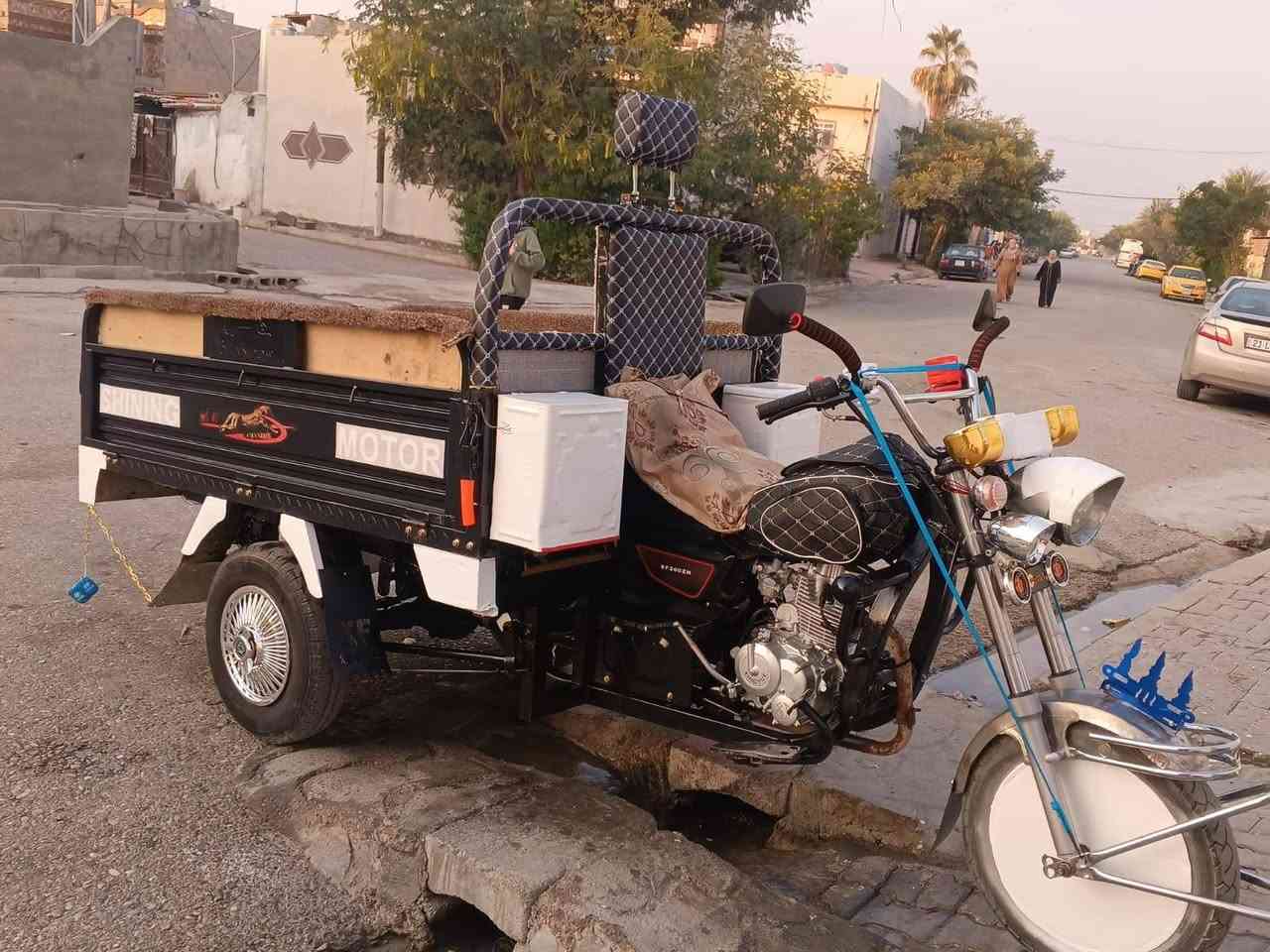 سلام عليكم ستوته ام الطير للبيع مديل 22اوراق كامله ركبه وشاصي شرط كهربائيات كلها شغاله اي نقص مابيها مكاني سامره السعر مليون و 350وبيها مجال اللااستفسار اتصل ***********
