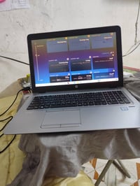 لابتوب • نضيف • مستخدم طالب