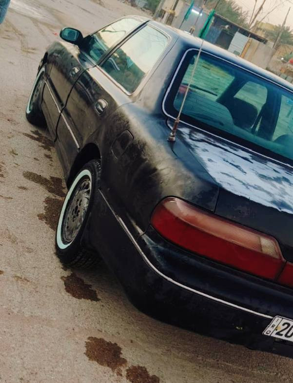 سياره. هونداي گراندير.  مديل 94
كير اوتو. مكينه اربعه اسلندر.  

تخم تاير جديد.   باتري جديد

غرفه جديده. حداديه. جديده

سلف دينوم. كهربايات كله جديد.

رقم ديالى انكليزي سنويه ال30. 

المكان الناصريه قضاء الدوايه ***********
