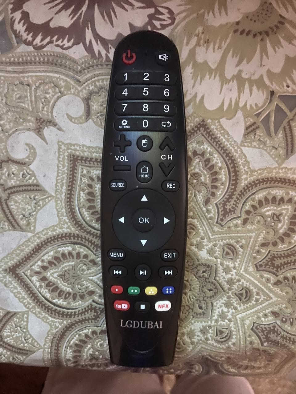 سلام عليكم شاشة حجم 32 بدون كارتونة SmartTV تدعم النت و بيها يوتيوب الباقي البرامج كا موضح بل صورة 
السعر 195  و بيها مجال 

 لل تواصل على هاذه الحساب

الموقع بغداد كرادة


**إذا كنت صاحب هذا الإعلان وتريد حذفه لأي سبب، رجاءا أرسل رسالة إلى الدعم الفني**