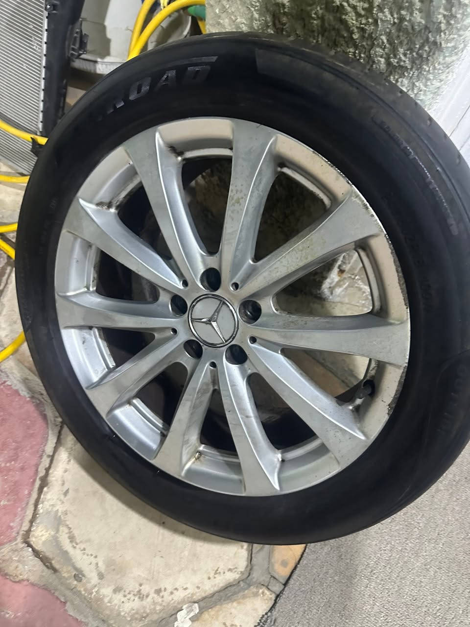 اسلام عليكم ويل كب مارسدس حاويه جدد نضيفات تايرات نضيفات مماشيات بل عراق حاويه سعر 500وبيه مجال اخون شراي يتصل *********** رقم وتساب *********** مكاني نجف
