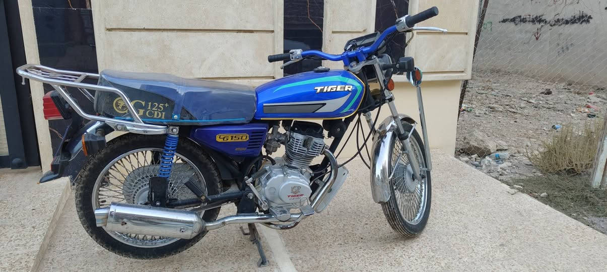 السلام عليكم تايكر موديل 2020 منفيس 
كامل ما ينقصو شي السعر 600
المكان موصل مشيرفه جانب الايمن للاستفسار ***********
