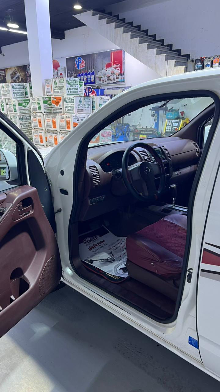 السلام عليكم نيفارا موديل ٢٠١٤ سنوية جديدة ورقم جديد اربيل باسمي تحويل ثاني يوم كفالة عام ، ملاحظات بسيطة المكينة مفتوح بيهة كازكيت فقط محرك و وكير كفالة السعر ١٣٨ وبيهة مجال وهاذ رقمي ***********
