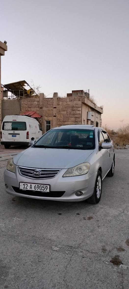 BYD G3 2013
بأسمي صاحبه الشرعي لا بيها صبغ ولا بيها تبديل قطع على وضع الشركه
السعر60 وبيها مجال
***********
