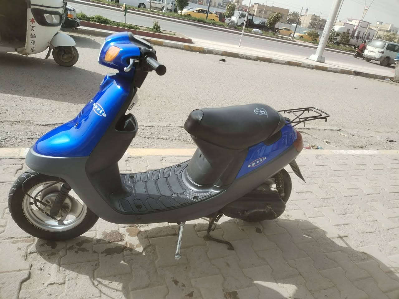 بتره للبيع فحل خطين قفل اكسن دراجه مفتوحه مره وحده سلف هندر كله شغاله مكاني شارع نبي براهيم ***********
