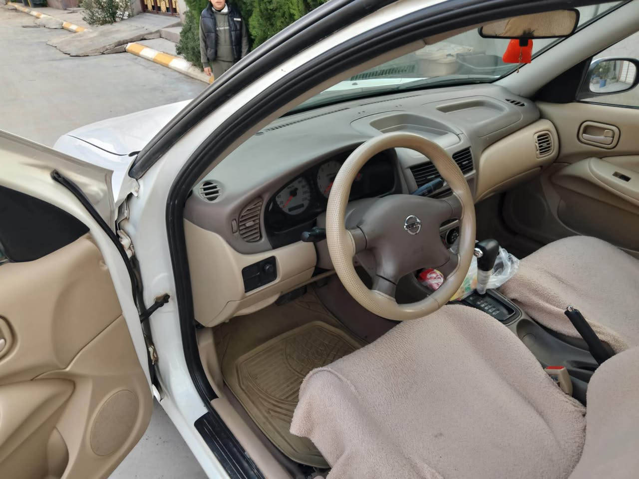 سەنی 2011 یابانی ئۆتۆماتیک کەلە و کۆنتڕۆڵ و عاینەک سەیارەکە زۆر جوانە ماڵی دۆستە بێ تەقەو ڕەقەیە 4تایەی جوانی لەژێرایە بێ شوختو ساردە یەک چەمەلۆغی دواوە نیوەی بۆیاخە بێ ناو گرتن لەگەڵ دوو بست لە دۆسەکەی بۆیاخە سەنەوی تازە بەسەر چوە سعری 107 مەجالێک

0772 660 1987
0750 104 9821 حلبجة, السليمانية
