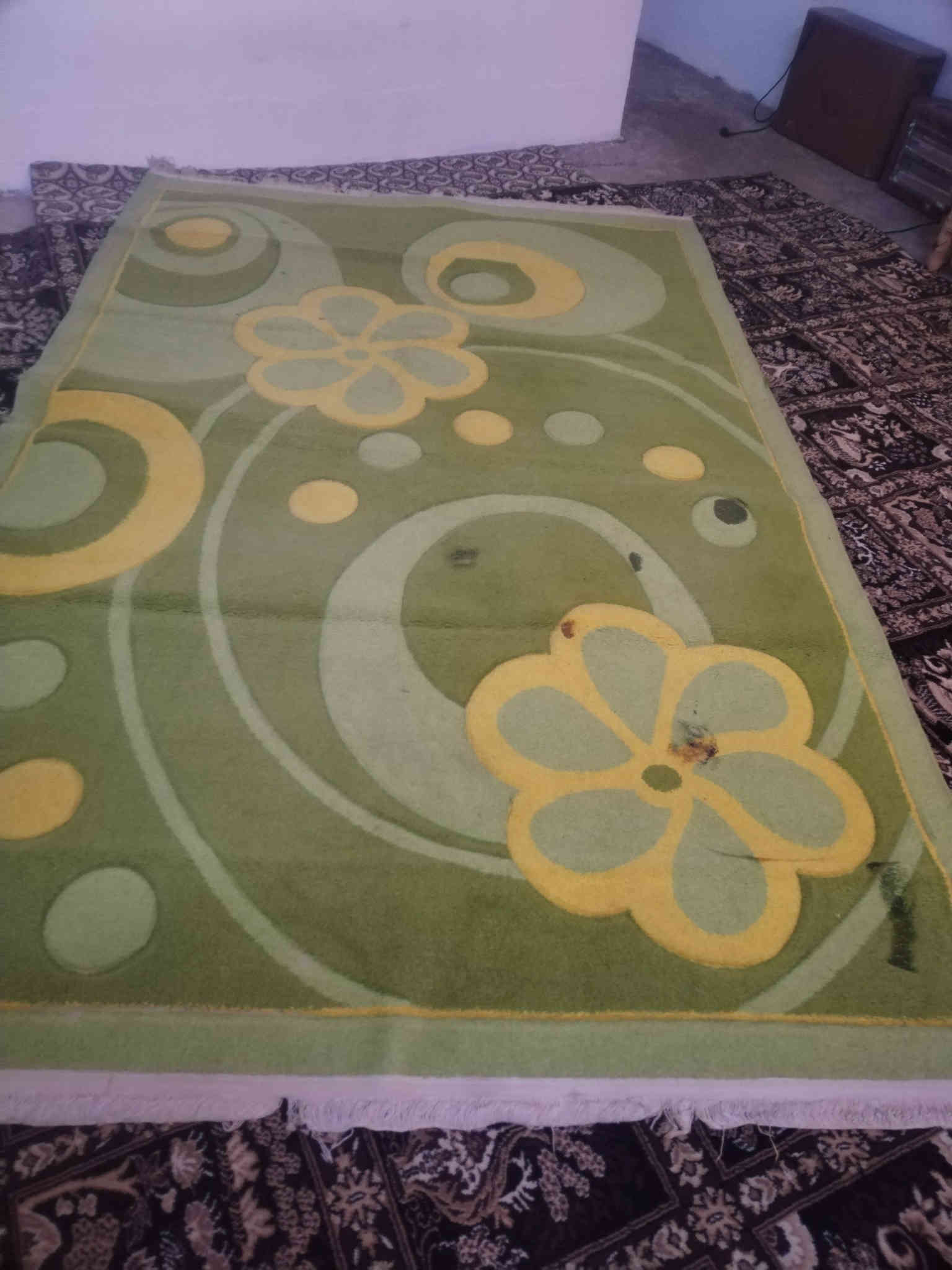 غراض للبيع تواصل واتساب ***********
