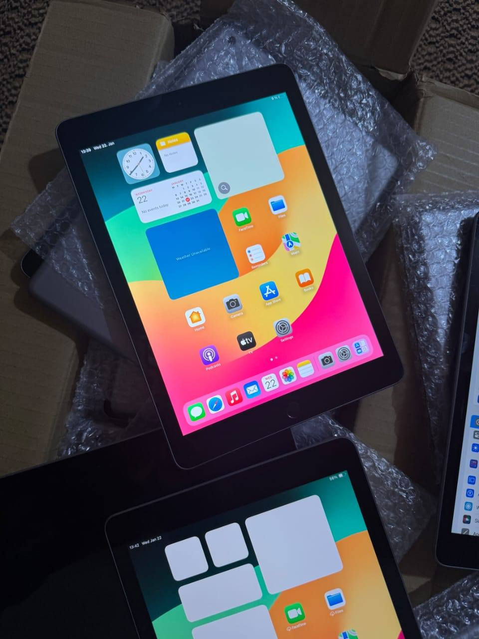 السلام عليكم توفرت ايبادت ابل جيل السادس بصمه ذاكرة 32بطاريه شرط فوك 90بلاد ضمان  سعر القطعه 80 الف فقط متوفر توصيل فقط الجهاز بدون ملحقات اكرر فقط الجهاز وسعارةثابته بدون احراج


**إذا كنت صاحب هذا الإعلان وتريد حذفه لأي سبب، رجاءا أرسل رسالة إلى الدعم الفني**