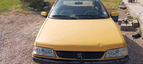 اعيد النشر بسبب الوعود الكاذبة بيجو glx موديل 12كفالة عامه ما عدا الظربة هاي موضحه ب الصورة كير محرك محور فرنسي يعني انسى الصرف والتنقيص تبريد تدفئة كهربائيات صدر كاملة مكملة تراي وين ما تريد مكاني بغداد السعر 30وبيهة مجال***********
