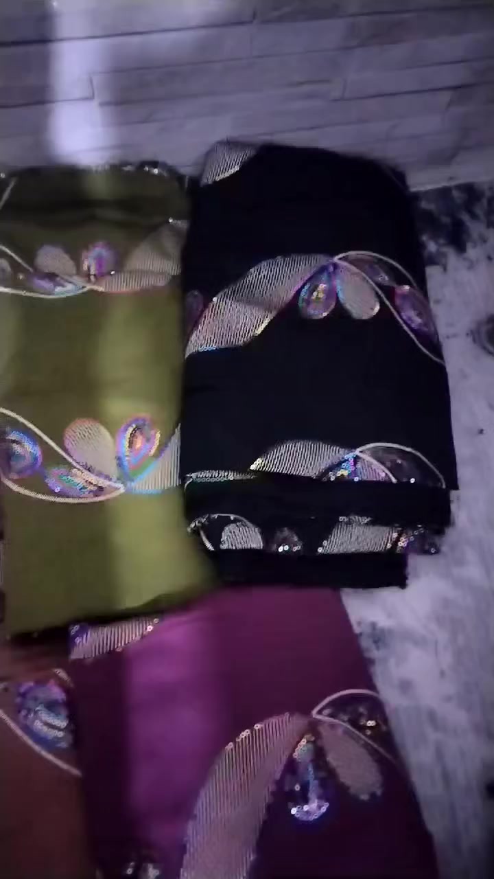 قطع قماش كشمير كوباي ستراس +كوباي مشغول


**إذا كنت صاحب هذا الإعلان وتريد حذفه لأي سبب، رجاءا أرسل رسالة إلى الدعم الفني**