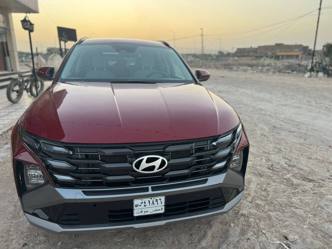 ماشية ٤٦٠٠ ميل Tucson 2025 SEL
* محرك 2.5 لتر 4 سلندر
* قوة 187 حصان
* جير أوتوماتيك 8 سرعات
*  
* جنوط ألمنيوم 18 إنج
* شاشة وسطية 12.3 إنج
* Apple CarPlay و Android Auto لاسلكي
* شاحن لاسلكي للموبايل
* تشغيل بصمة + ريموت ستارت
* مقاعد أمامية مدفأة
* كرسي السائق كهربائي مع دعم ظهر
* باب خلفي كهربائي Smart Liftgate
* كاميرا خلفية
* مثبت سرعة ذكي مع Stop & G
***السعر 180 وبيه مجال بسيط
           ***********
