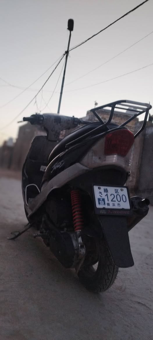 للبيع دراجه ختم واحد بيها نواقص بصيطه بوشه 55مكاني نجف مناذره ترهم مراوس بوليس او عدله ***********
