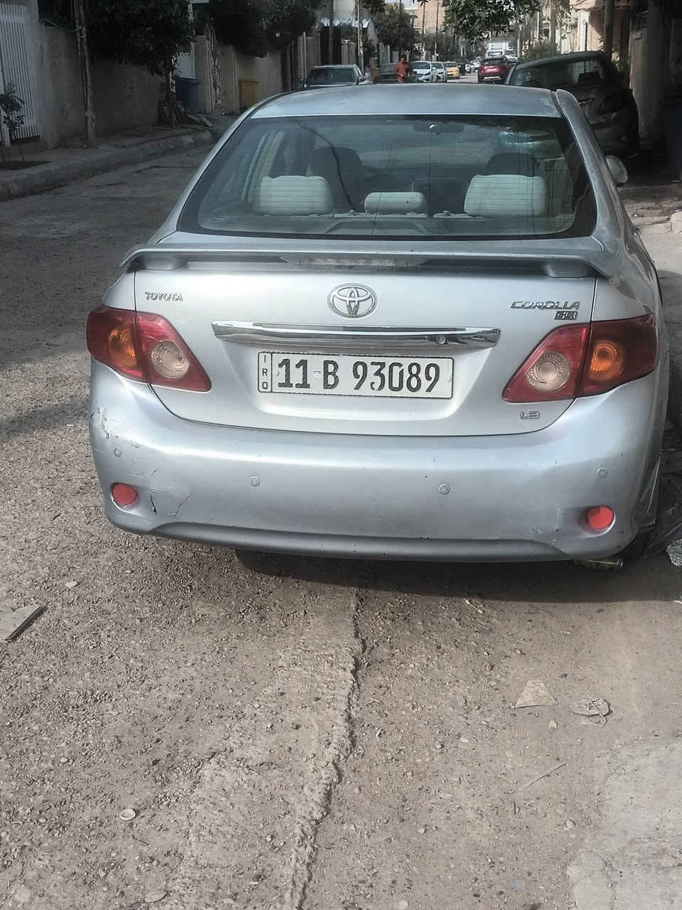 السلام عليكم كورلا خليجي ٢٠٠٩
سلايت تحكم مري تبريد بيانو صاج جام كهرباء 

وباقي مواصفات الكرولا معروفه 

بيها طخه باب عكس السائق لا دواخل ولا تكمه
***********
