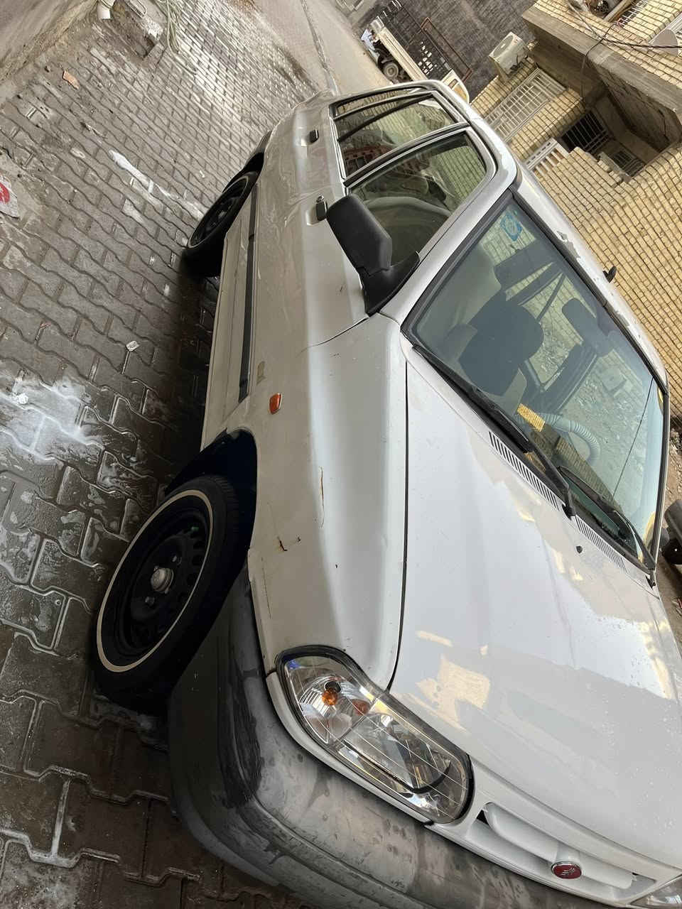 السلام عليكم ورحمة الله وبركاته
سايبا ٢٠١١ سياره جاهزه من كل شي 
تخم تاير جديد 
مكينه وكير خير من الله 
مكاني بغداد الشعله أي ستفسار على رقم التالي ***********
السعر ٣٤
