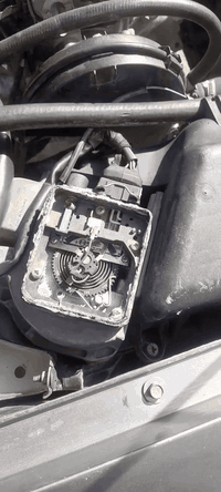 أوبل #أوبل السلام عليكم  الايرفلو  تي بي اس اوميكا فكتر تصليح تعيار بل جهاز انسه الخربطه و صرف البانزين شرط كل ١٠ كليو لتر  ***********
***********
عنون موصل الايمن يم دوره يرموك شارع خدمي يم نجارين قريب طاقه شمسيه
