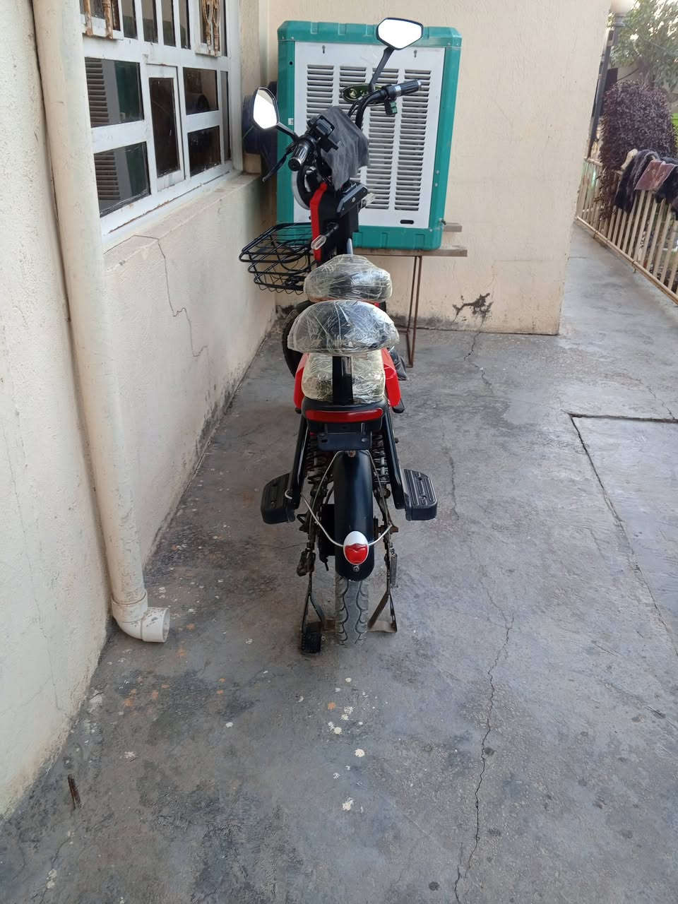 سلام عليكم دراجة شعن لبيع الدراجه كاملة من كلشي بس نقص بصمة خمس بطاريات *********** بي واتساب
