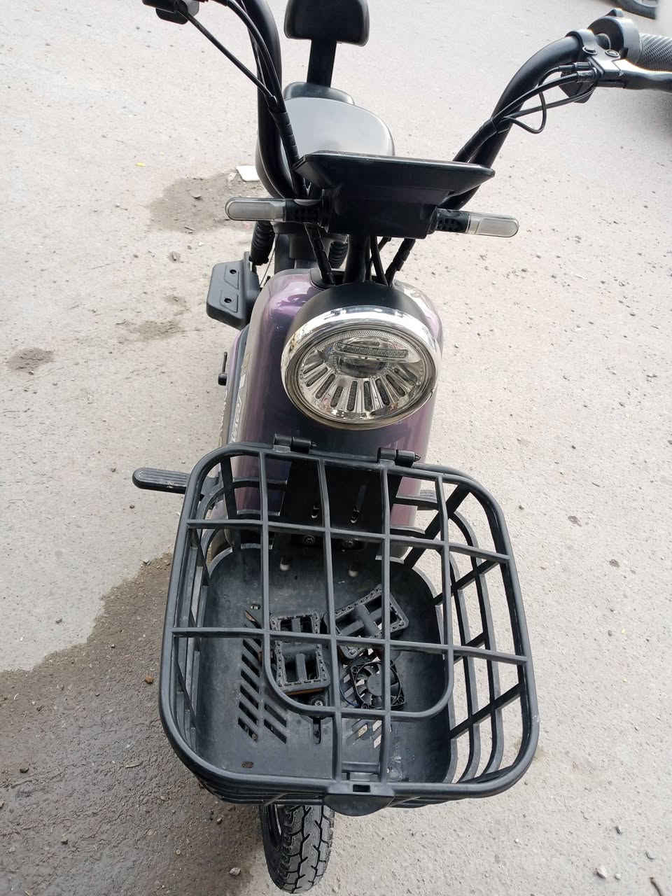 السلام عليكم دراجه شحن شركه الريان اربع بطاريات الدراجه جديده السعر 200 وبيه مجال بسيط العنوان بغداد الشعب ***********
