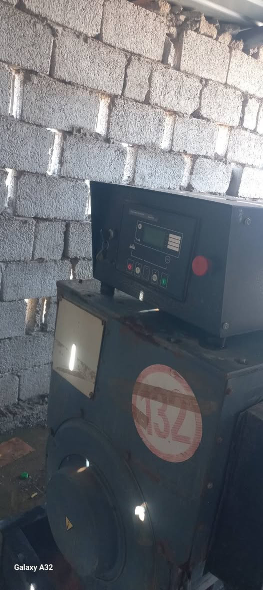 مولده دايوو 250 كيفي جديده مشتغله قليل اخت الجديد كفاله ممفتوحه لا تنقيص لا تبخير خير من الله 
عنوان كربلاء قرب المستودع 
***********
***********
