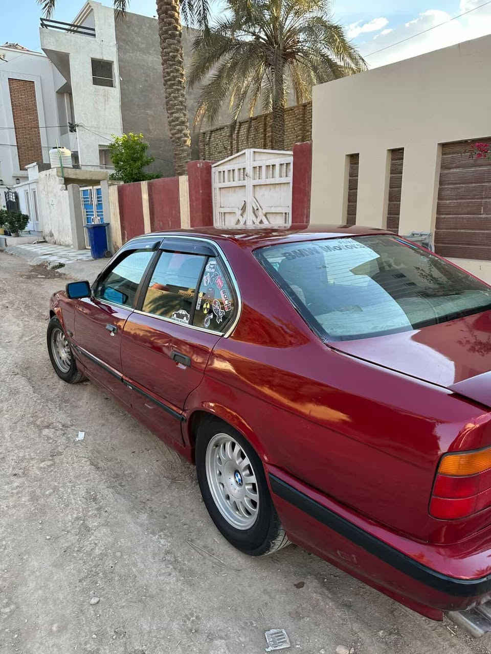 BMW  525i
مسكر فانوس 
وارد يابان 
مكينه وكهربائيات  وحداديه مكفوله 
السياره خير من الله ما عايزه شيء  
رقم سليمانيه جديد
 المالك موجود ب النجف يداور او وكاله 
مصبوغه  جديد

***********

السعر 50$
