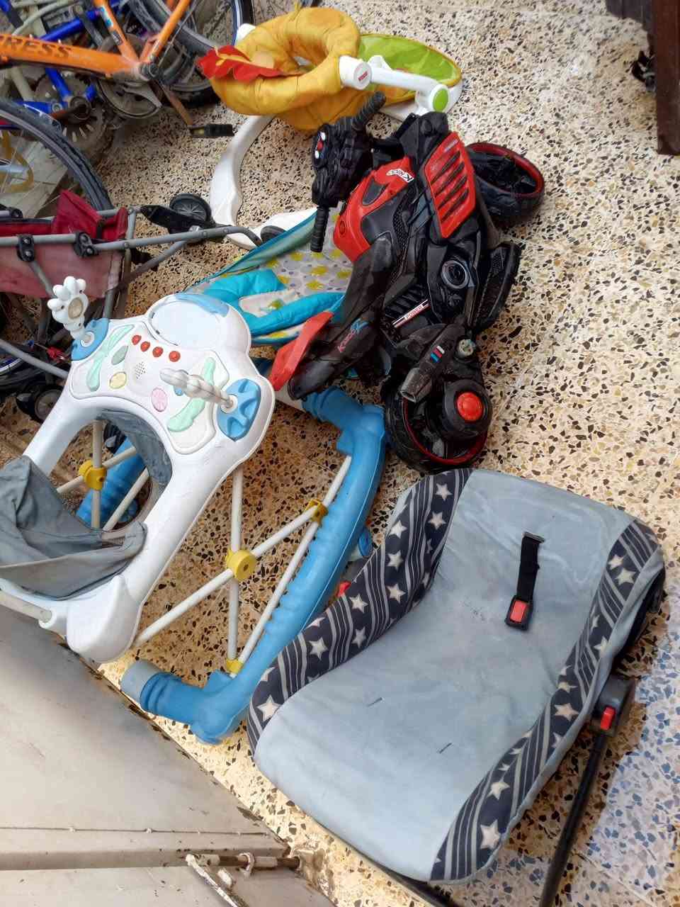 كراسي اطفال تتكبر أو تصغر أو حجله كلهم عله٢٥ مبرده الجعب مالته اشويه بي ازروف ١٥ دبدوب حجم كلش كبير عله ٥الاف مكاني الكريعات


**إذا كنت صاحب هذا الإعلان وتريد حذفه لأي سبب، رجاءا أرسل رسالة إلى الدعم الفني**