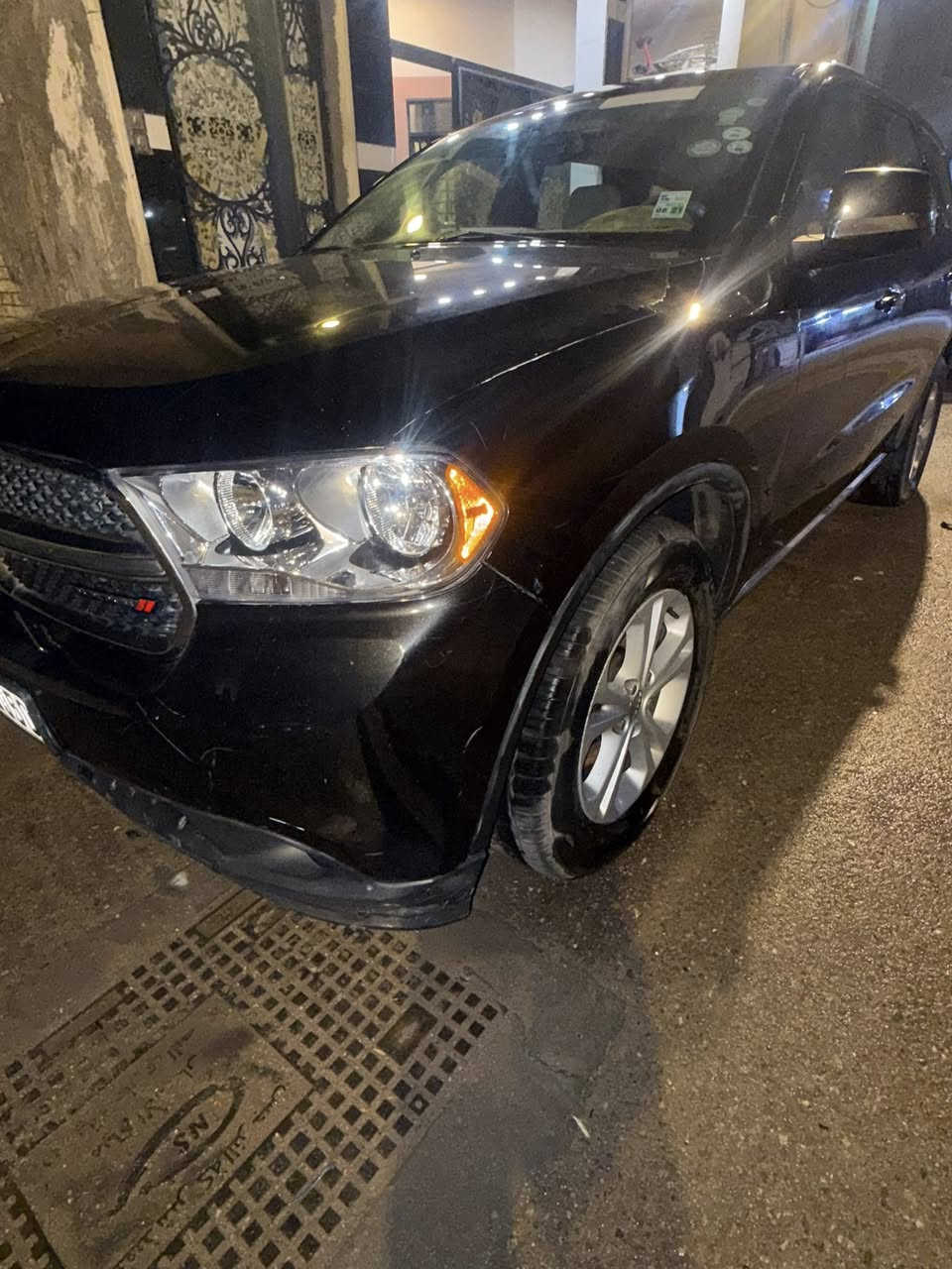 دوج دورنگو 11 السياره نضيفه وارد امريكي حاثها جانبي باب السايق مبدل ومصبوغ وباب الورا هم مبدل  بس مو حادث صار بي خياس واكو تكحيلات بالقماره اثر جراد وباب الوره الراكب بي صبغ ربع الباقي كفاله كلشي مابيها السياره محرك وكير جدد مصار هواي من شادهن مواصفات الدرنكو معرفه ميحتاج نعدد السعر ١٥٤ وبي مجال وبالنسبه للكشنات مخمل بس مدوشمها وتكدر تشيل الدوشمه ***********
