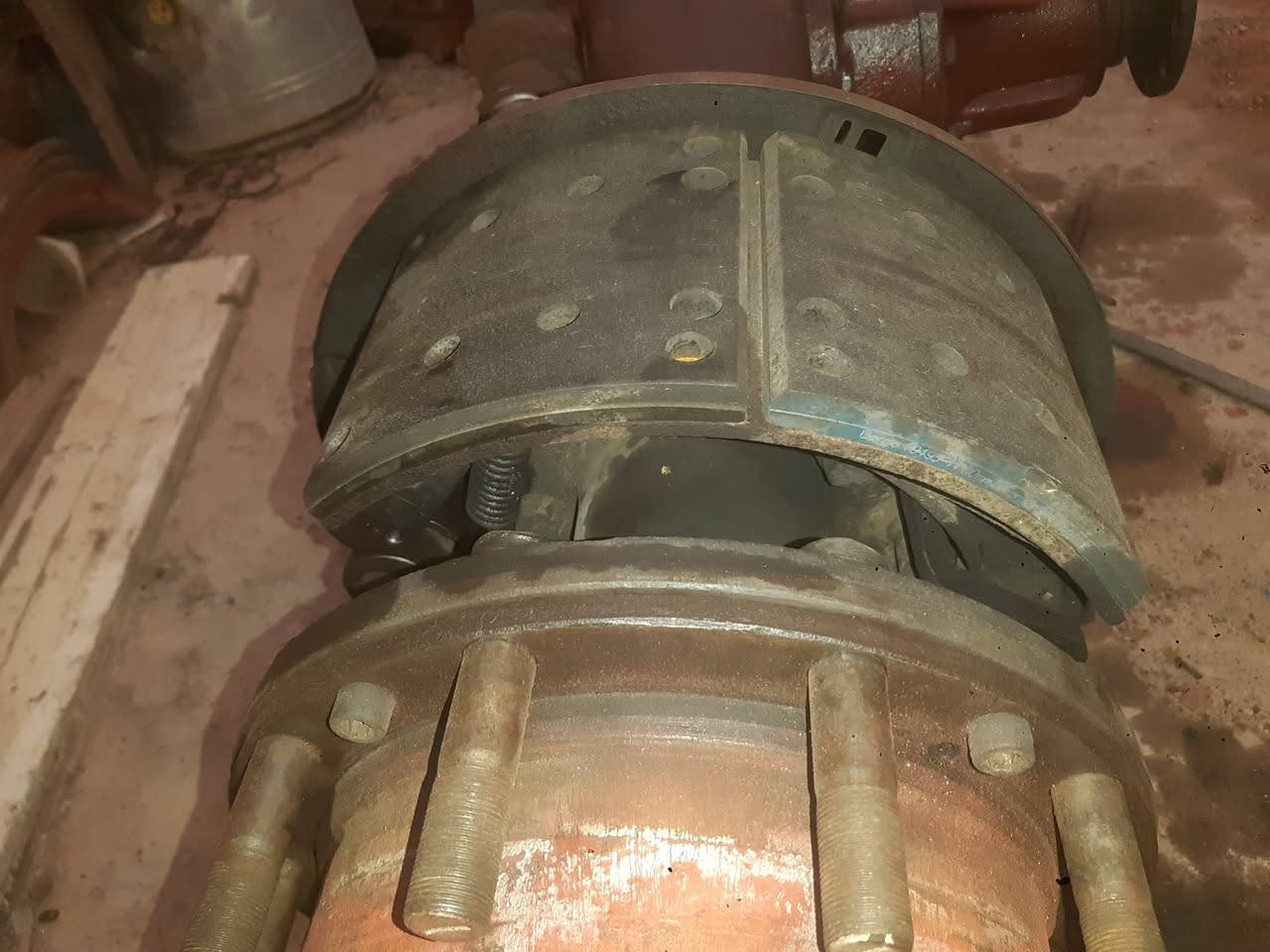 اكسل جديد مكفول البيع حجم ١٧ السعر تصل *********** او ***********
