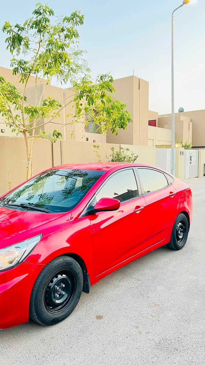 سلام عليكم 
اكسنت اللبيع موديل 2016
لون احمر 🛑 وارد امريكي 
حادثه جاملخ بس ايرباك ما طاك بيهه بل سدوه شويه ضربه خفيفه مبدله مكينه !! طابوكه تبريد ثلج كلشي مابيه مبدل جديد قماره جاره شويه +بيه شكم رصعه  
عنوان بغداد 
مجمع بدور السكني
سعر عل واتساب او رقم
رقم ***********
