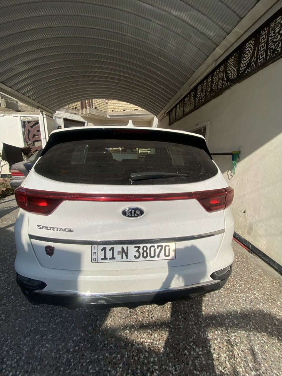 السلام عليكم اخوان كيا سبورتنج موديل 2021 السياره أمريكي  جاهزه رقم بغداد الدولي الجديد تخم تاير شاشه حداديه مكينه كير : مكان السياره بغداد السعر 150 : للاستفسار (***********)
