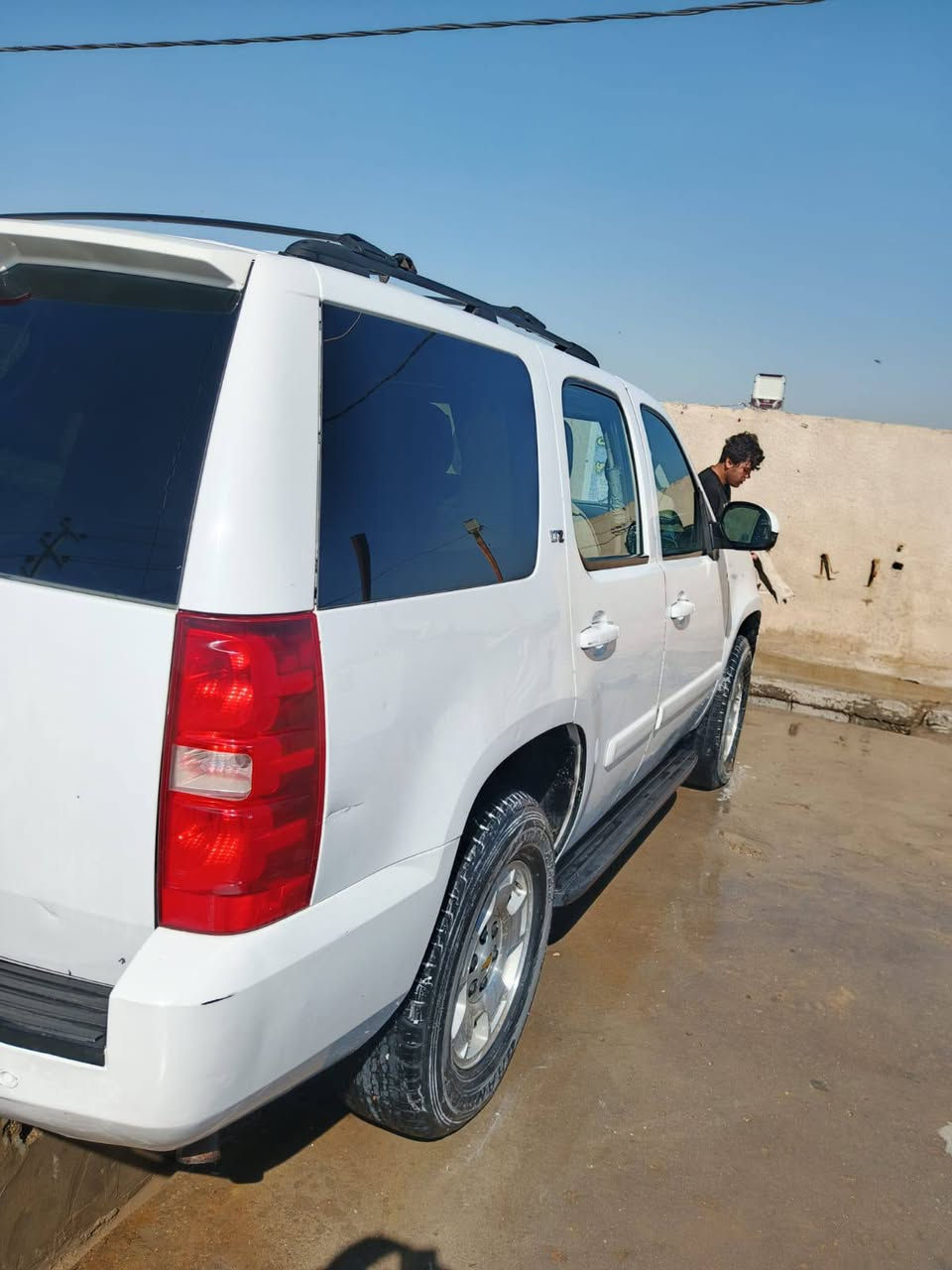 السلام عليكم تاهو للبيع ٢٠٠٧ رقم بصره تحويل ثاني يوم الموصفات ال تي زت وارد امريكي سياره جديده جاهزه من كل شي مكالف بنشر رجاا لاحد يرسل علئ خاص / العنوان البصره قضاء القرنه ***********
