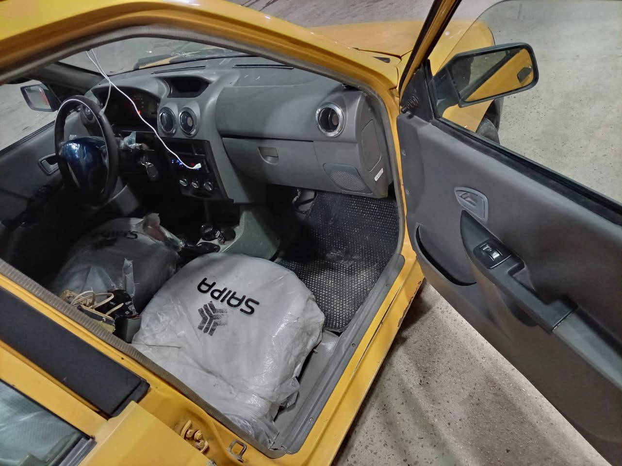 سلام عليكم سايبه موديل 12 شواصي مكفولات مكاني بغداد مدينة الصدر رقم الهاتف *********** سعر 22
