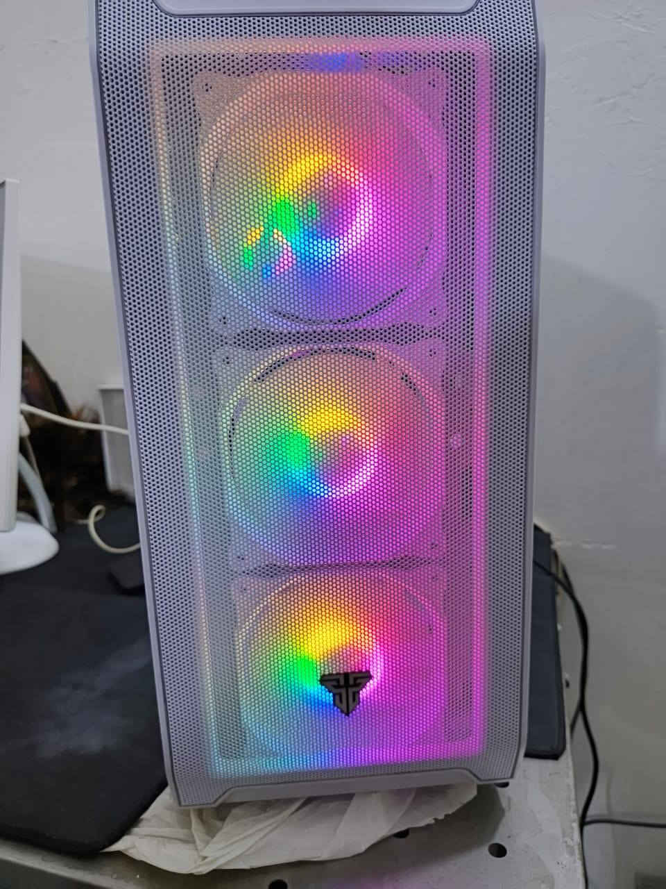 للبيع كيس
حاسبه جديده
مستخدمه شهرين فقط

CPC.  i5 10400F
GPU RTX2060 12G
M.b H510
RAM: DDR4 16GB   MHz3200  
SSD128+HDD 1T
POWER SUPPLY W600 RGB
سعر 630 وبي مجال بسيط 
مكاني بغداد  شعب 
رقم ***********
