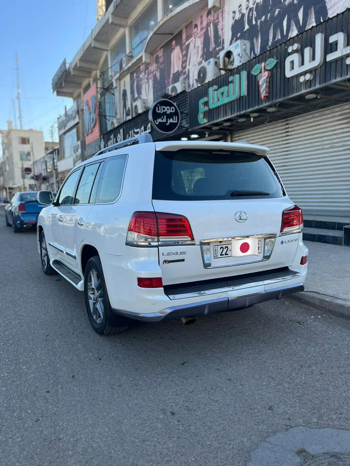 لكزز 2013 بريم  فول موصفات رقم اربيل باسم شركه تريد تحويل اتريد وكاله حاضر كفاله عامه من الصبغ 
العنوان البصره 
الاستفسار ***********
