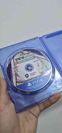 البيع فقط نضيفات كلش حط سعرك  07722896819  PES 2021 - 1 RED DEADIT RED...