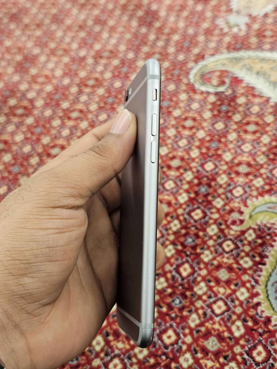 ايفون ٦ العادي  ذاكره 64 بطاريه 98 مكفول كفاله عامة شرط الفحص ابد ميصرف شحن 
سعر ٧٥ وبي مجال بسيط حق الجية 
مكان نجف عباسية 
واتساب فقط *********** النجف, العراق
