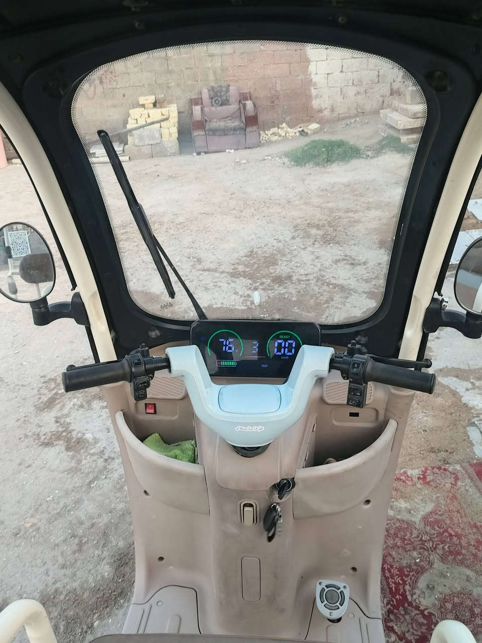 🚲 دراجة شـحـن 3 عـجـلات مـوديـل 2025
اسـتـعـمـال قـلـيـل جـداً وحـالـتـهـا ممـتـازة، جـاهـزة للـشغـل مـبـاشـرة ومـا تـحـتـاج أي صـرف.

🔹 الـمـواصـفـات:
• مـوديـل 2025
• اسـتـعـمـال خـفـيـف جـداً
• 3 سـرعـات
• 6 بـطـاريـات
• بلوتوث »  يـحـتـاج صـيـانـه وايـرات

🔹 الإنـارة والإضـافـات:
• لايـتـات شـغـالـة
• إشـارات (أشـايـر) شـغـالـة
• بـك لايـت شـغـال

🔹 الأمـان والـسـيـطـرة:
• بـريـك أمـامـي شـغـال
• بـريـك خـلـفـي شـغـال

الـدراجـة مـرتـبـة وكـلـشـي بـيـهـا شـغـال بـصـورة ممـتـازة.
الـسـعـر • #مليون_وبيها_مجال / او مـراوس اقـبـل
تواصل بـصـفـحـه / او / واتـسـاب هـ ***********
