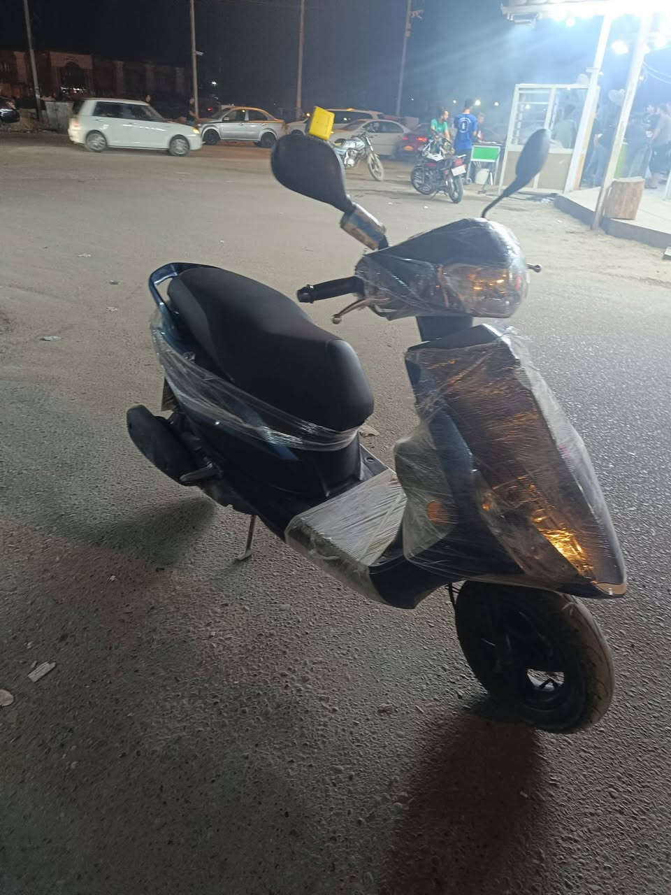 دراجه اكزز٢٣ نظيفة جدا جدا ماشية أقل من ٢٠الف بلادية يا باني أصلي مكانهة الحلة مركز  السعر ١٤ورقة الاتصال ***********
