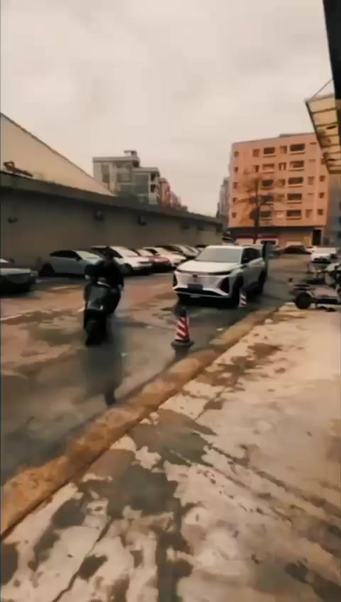 شركة ركن الأمراء 
والمقاولات العامة 

نستقبل جميع عروض البيع والإيجار لارسالها ما عليك سوى ارسال العرض ونحن نتكفل بجميع امور الترويج والبيع لأرسلها 

📲الاتصال على ***********-***********

📍 او زيارتنا موقعنا الكائن شارع فلسطين شارع الطارق امام روضة التنمية والإبداع 

متوفر جميع المساحات الكبيرة والصغيرة والتجارية وإيجار والدوانم ايضا .
