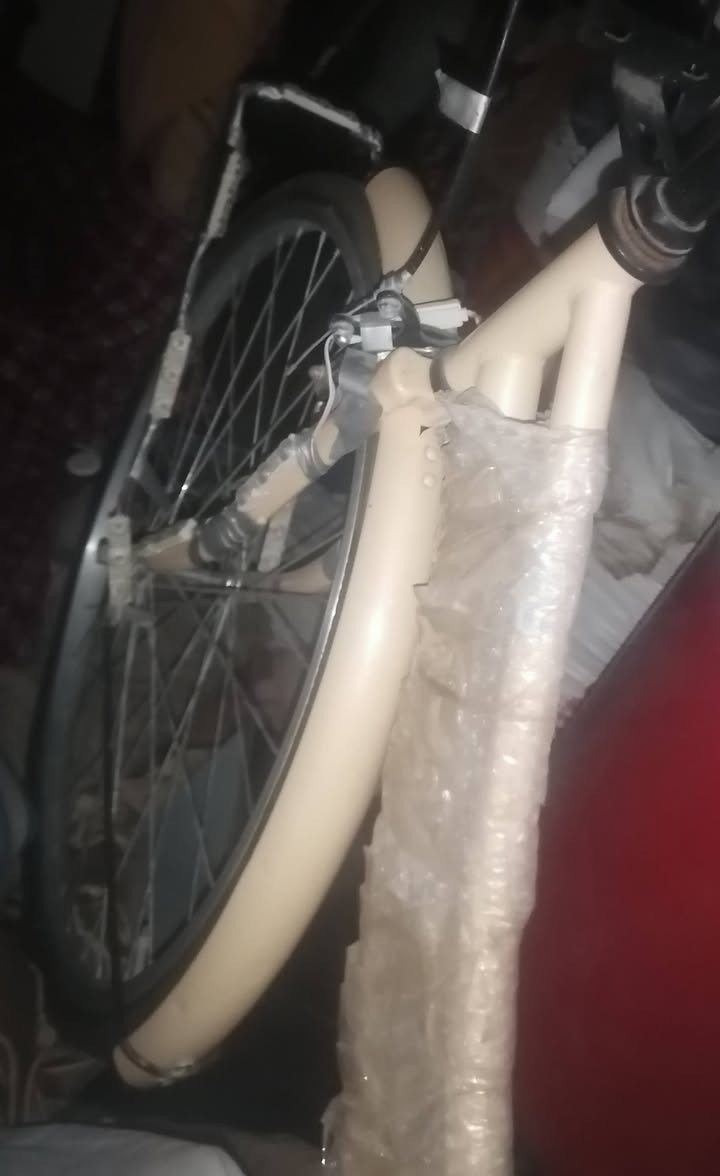 سلام عليكم للبيع باسكلات جبلي موزه مستعجل عله بيعهن ***********
