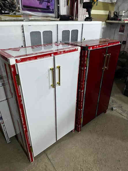 جزامه احذيه شغل درجه اولى ٦ تقاسيم من الداخل السعر ١٢٥ يوجد توصيل *********** العنوان شارع الاخلاص ناصرية
