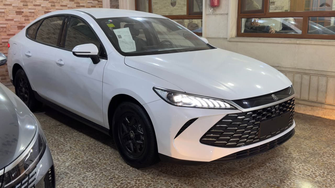 يتوفر في معرض الروضة لتجارة السيارات الحديثة 
BYD DESETROYR 2025 اسود 

BYD QIN PLUS2025 ابيض
يوجد داخل عسلي وداخل زيتوني 
عروض مميزة واسعار تنافسية🔥🔥🚘
*********** موصل, نينوى
